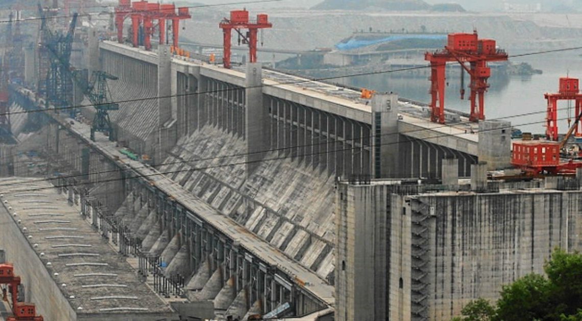 The World’s 18 Strangest Dams The World’s 18 Strangest Dams