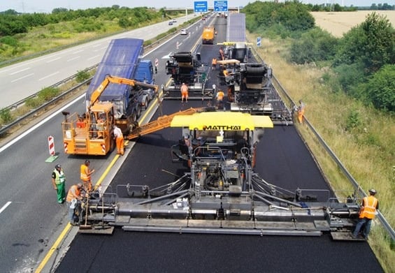 Asphalt paver, how it works?