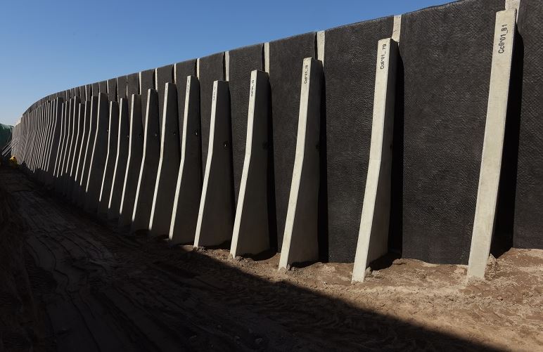 What is a Retaining Wall ? Types of Retaining Walls